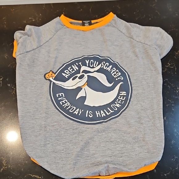 Disney Gray and Orange Halloween Tee - Picture 1 of 5